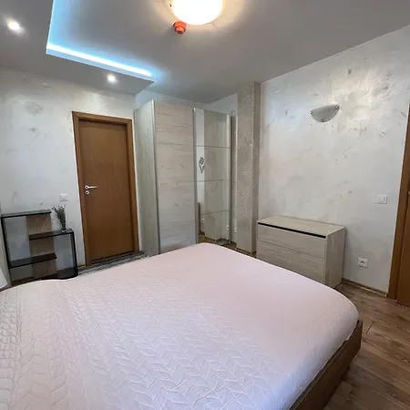 Tulip Aparts Apartment *